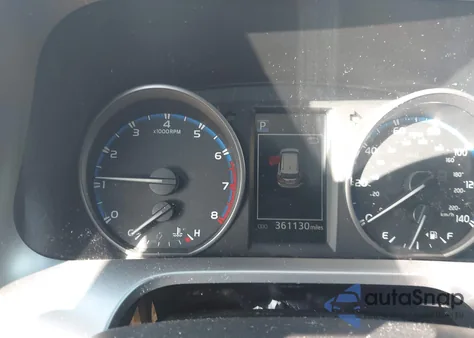 2017 Toyota Rav4 Xle из США, поврежденный, VIN JTMWFREV8HJ124864